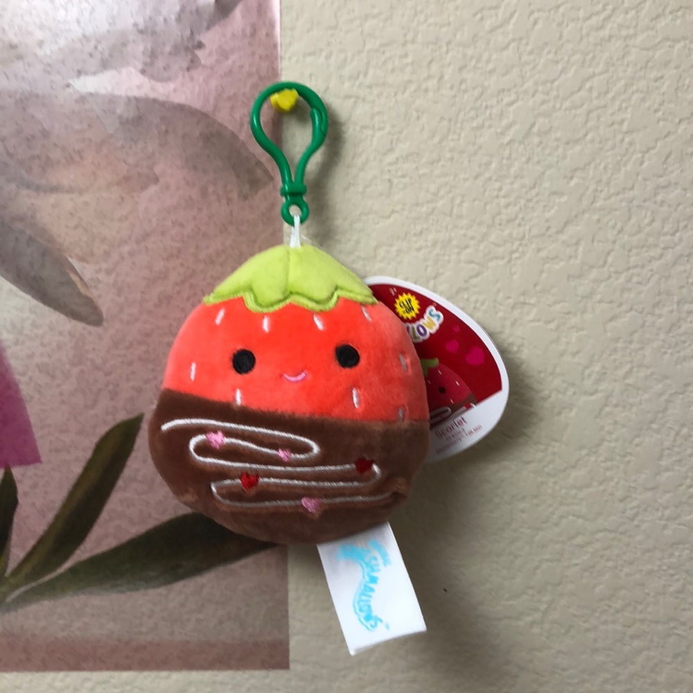 Scarlet Chocolate Strawberry 3.5" Clip Squishmallow Plush Keychain NWT